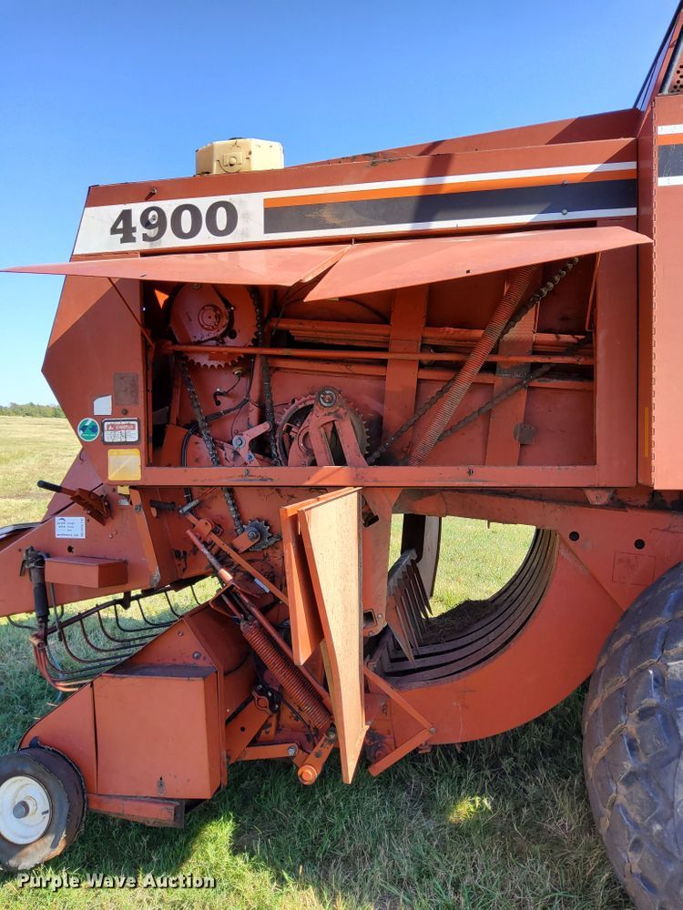 image for item DM5192 1988 Hesston 4900  large square baler