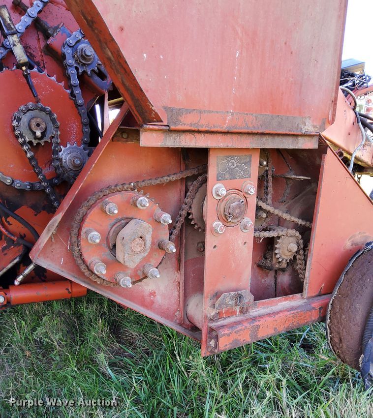 image for item DM5192 1988 Hesston 4900  large square baler