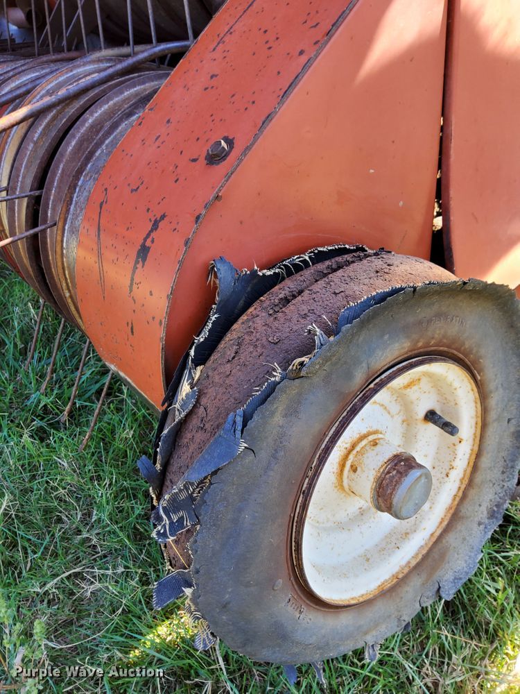 image for item DM5192 1988 Hesston 4900  large square baler