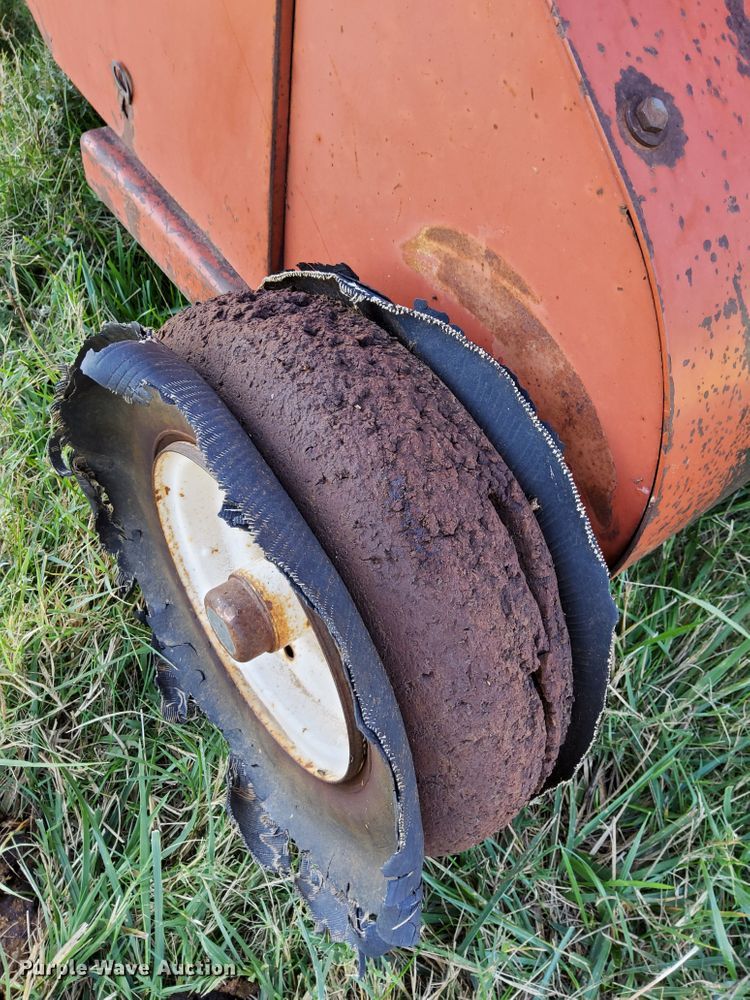 image for item DM5192 1988 Hesston 4900  large square baler