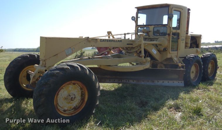 image for item DM5194 Caterpillar 12  rigid frame motor grader