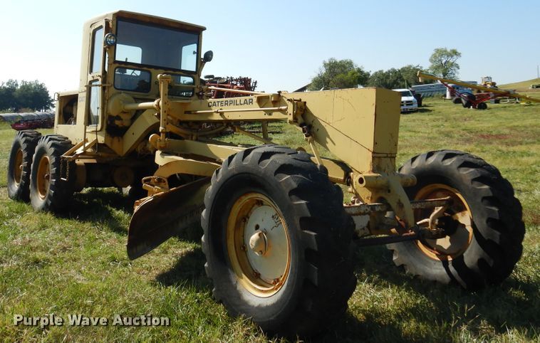 image for item DM5194 Caterpillar 12  rigid frame motor grader