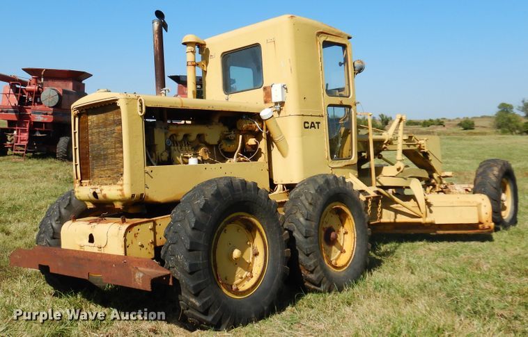 image for item DM5194 Caterpillar 12  rigid frame motor grader