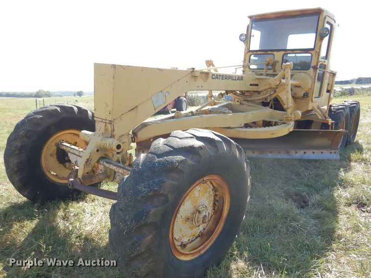 image for item DM5194 Caterpillar 12  rigid frame motor grader