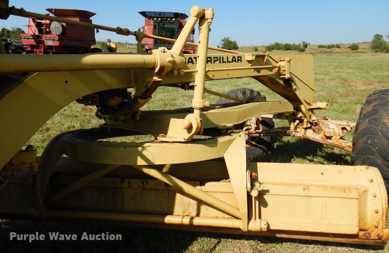 image for item DM5194 Caterpillar 12  rigid frame motor grader