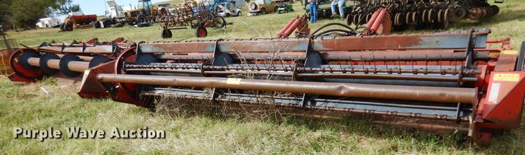 image for item DM5195 Versatile 4814  windrower head