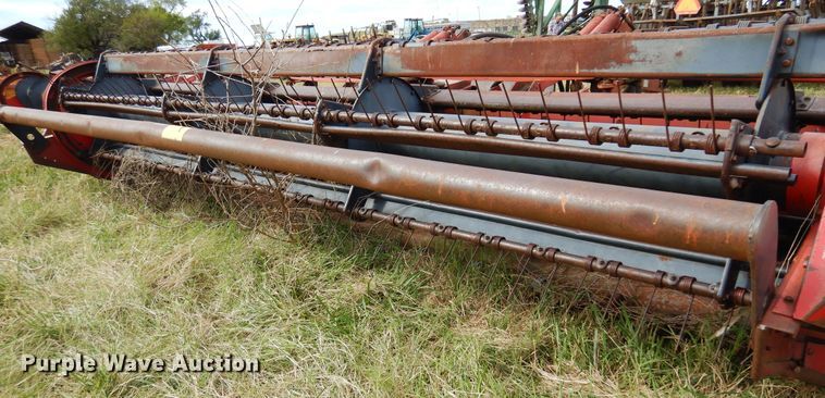 image for item DM5195 Versatile 4814  windrower head