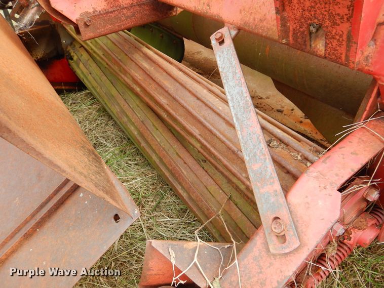 image for item DM5195 Versatile 4814  windrower head