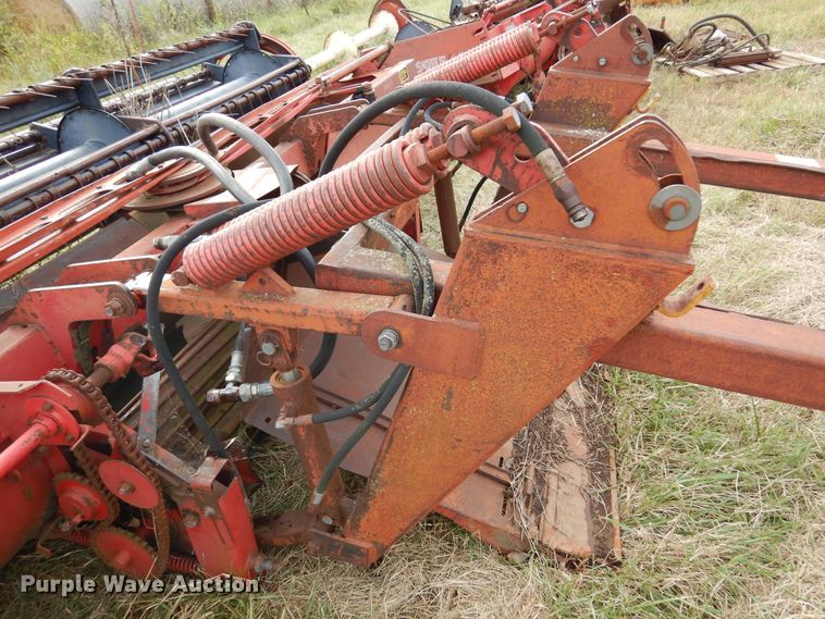image for item DM5195 Versatile 4814  windrower head