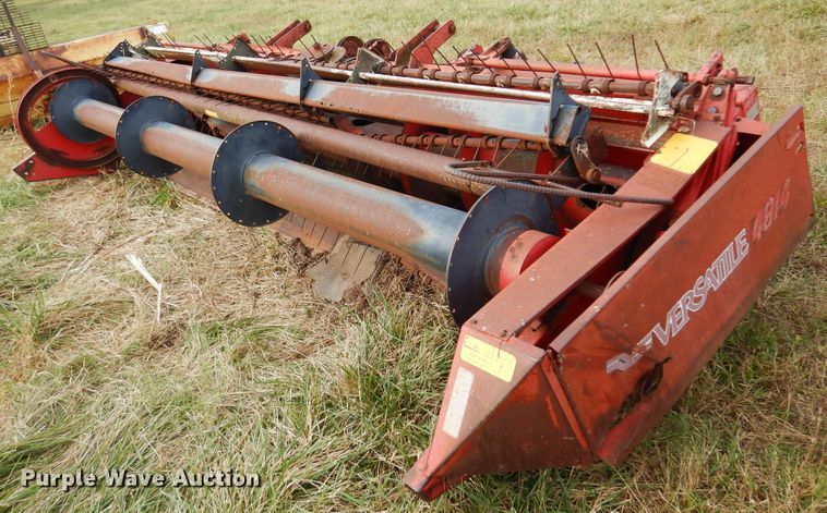 image for item DM5195 Versatile 4814  windrower head