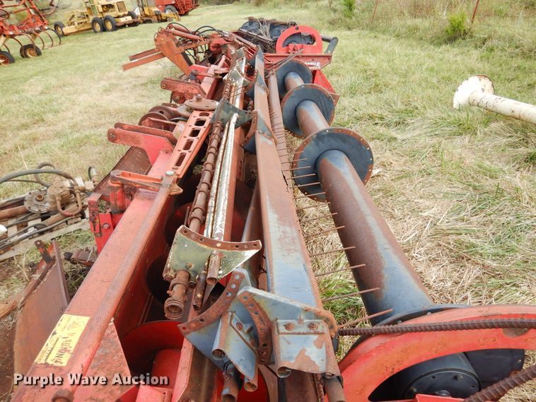 image for item DM5195 Versatile 4814  windrower head