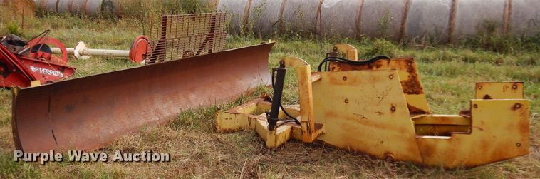 image for item DM5196 169" W dozer blade