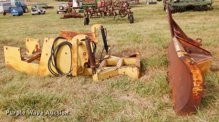 image for item DM5196 169" W dozer blade