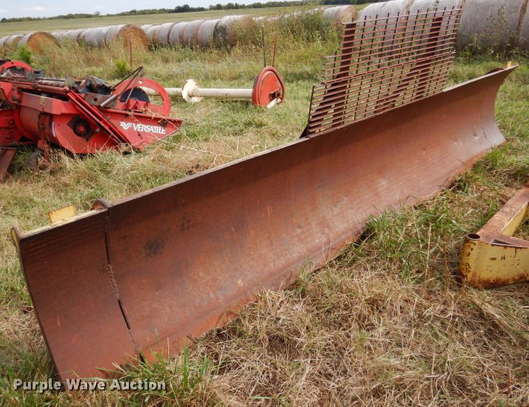 image for item DM5196 169" W dozer blade