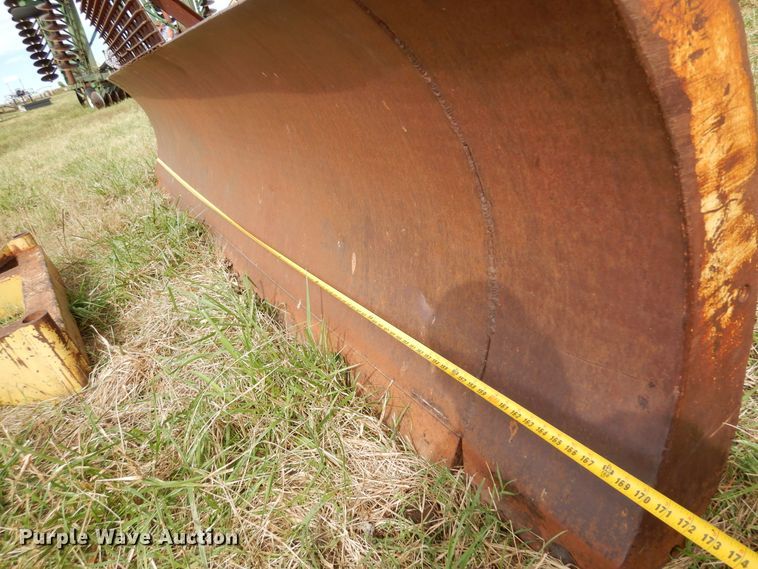 image for item DM5196 169" W dozer blade