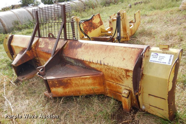 image for item DM5196 169" W dozer blade