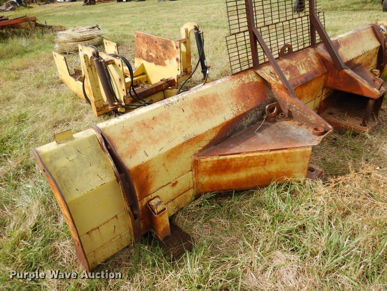 image for item DM5196 169" W dozer blade