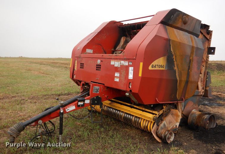 image for item DN5245 2012 New Holland BR7090 Specialty Crop  round baler