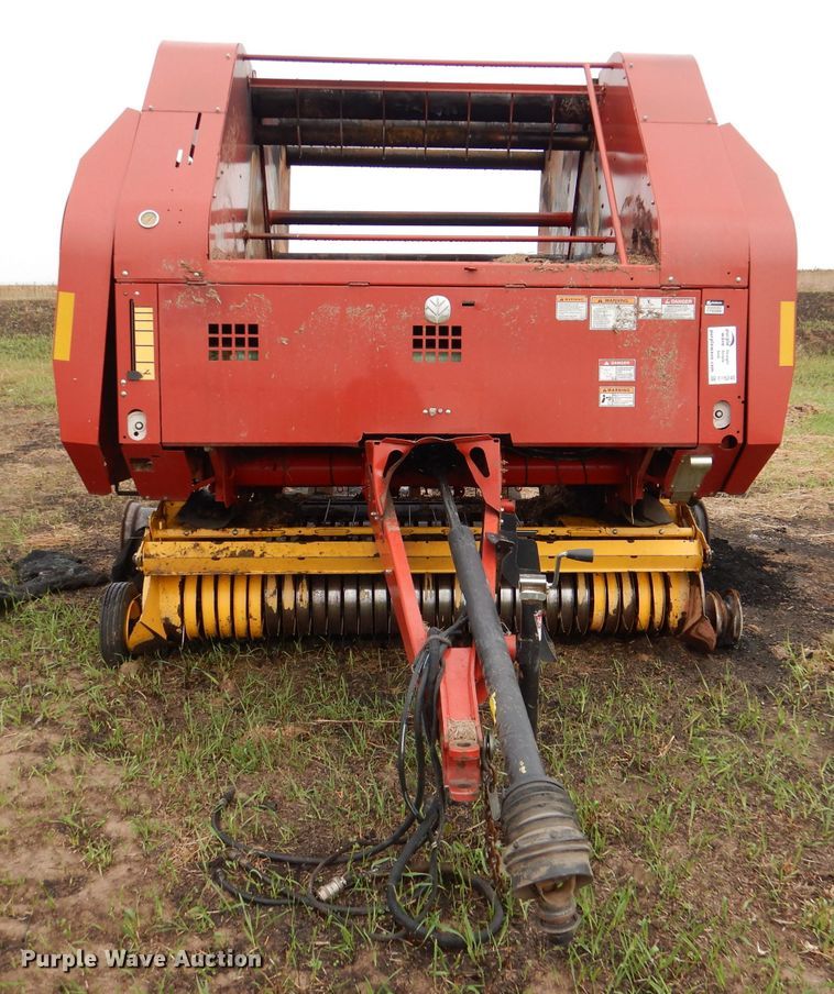 image for item DN5245 2012 New Holland BR7090 Specialty Crop  round baler
