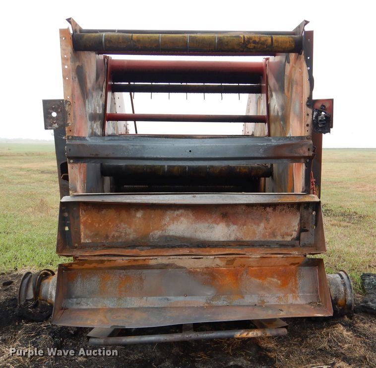 image for item DN5245 2012 New Holland BR7090 Specialty Crop  round baler