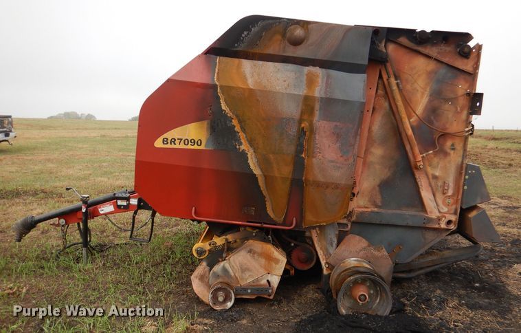 image for item DN5245 2012 New Holland BR7090 Specialty Crop  round baler