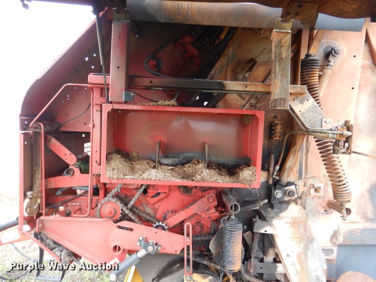 image for item DN5245 2012 New Holland BR7090 Specialty Crop  round baler