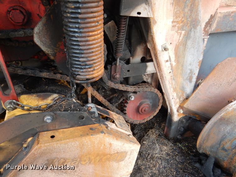 image for item DN5245 2012 New Holland BR7090 Specialty Crop  round baler