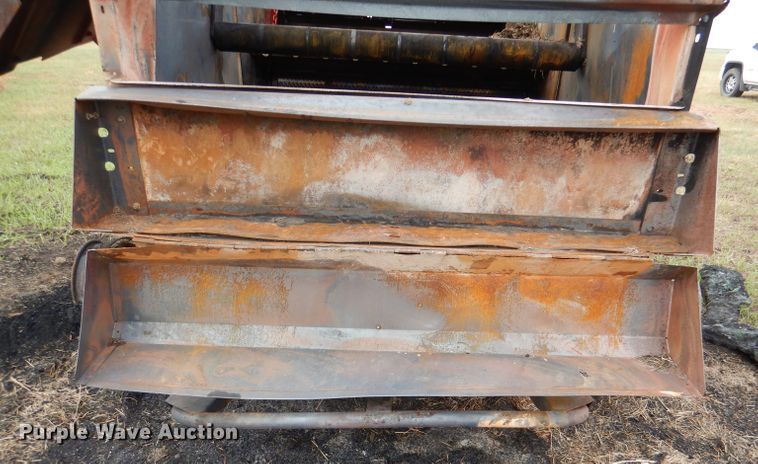 image for item DN5245 2012 New Holland BR7090 Specialty Crop  round baler