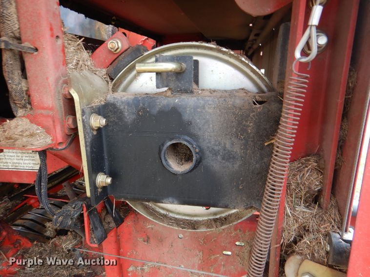 image for item DN5245 2012 New Holland BR7090 Specialty Crop  round baler