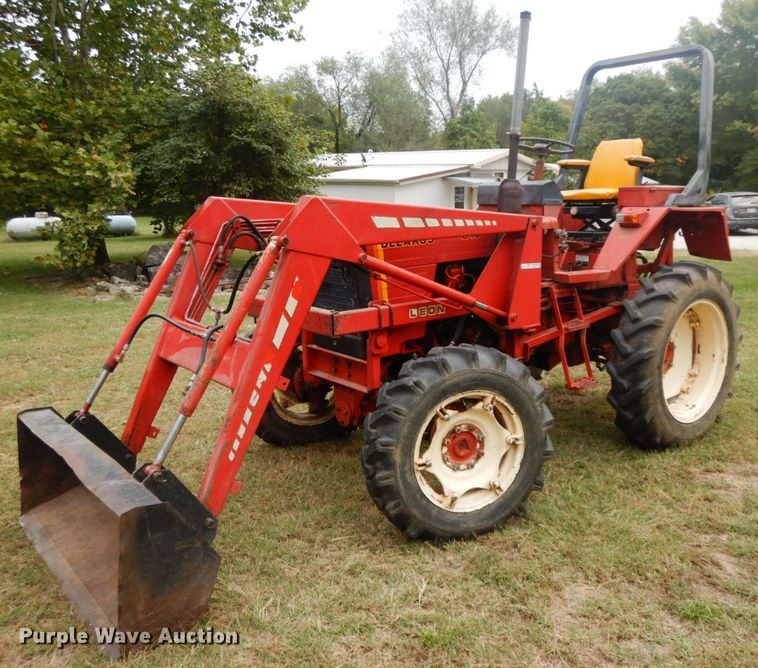 image for item HP9676 Belarus 310  MFWD tractor