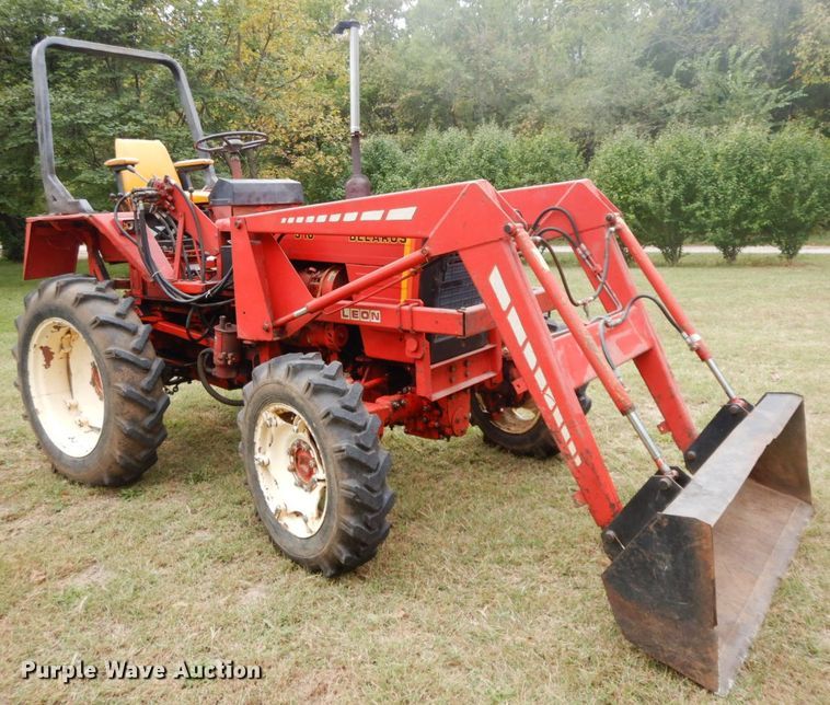 image for item HP9676 Belarus 310  MFWD tractor