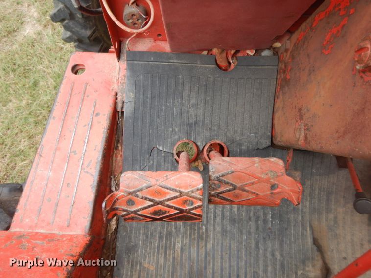 image for item HP9676 Belarus 310  MFWD tractor