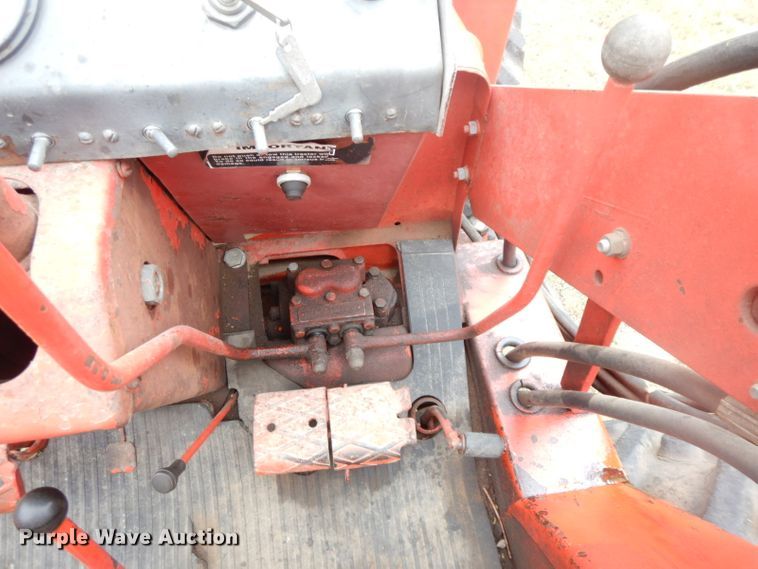 image for item HP9676 Belarus 310  MFWD tractor