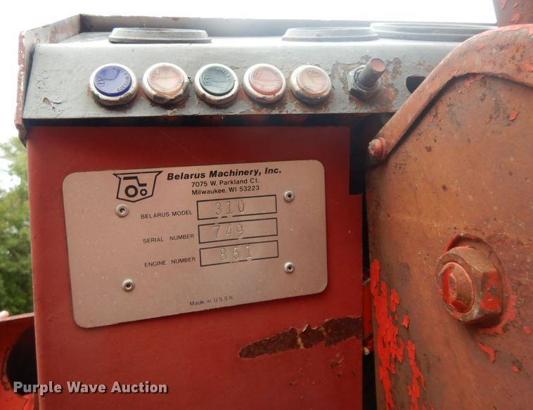 image for item HP9676 Belarus 310  MFWD tractor