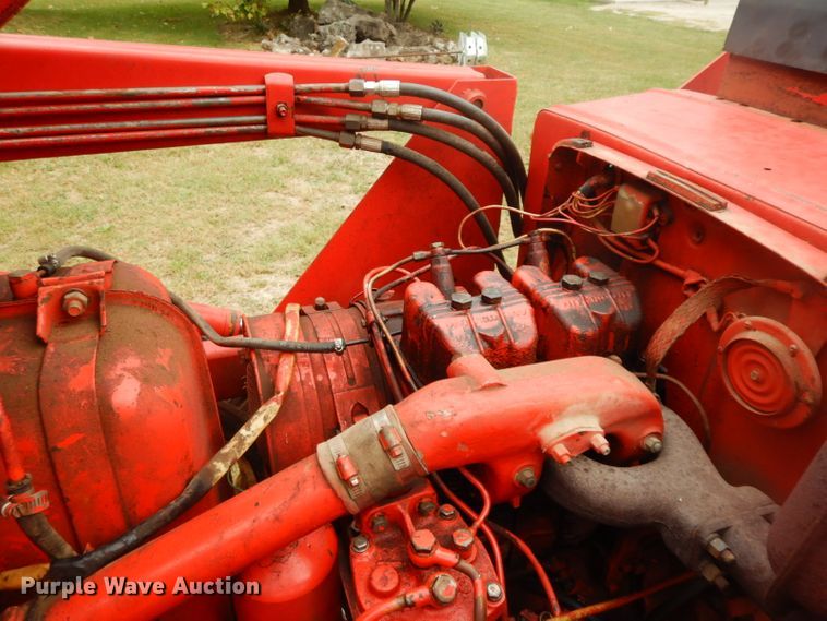 image for item HP9676 Belarus 310  MFWD tractor