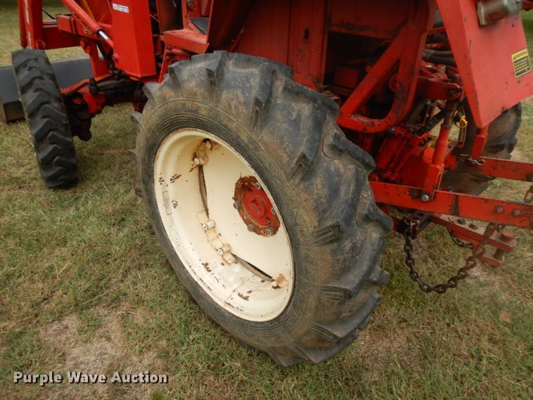 image for item HP9676 Belarus 310  MFWD tractor