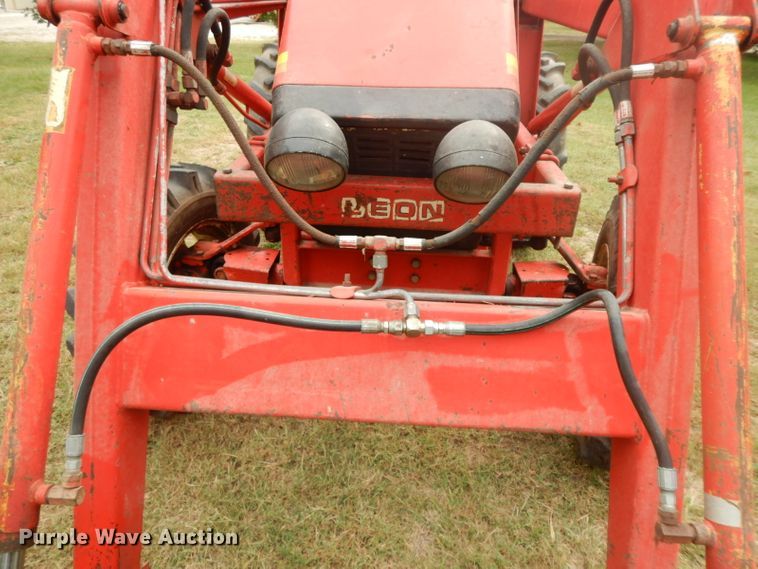 image for item HP9676 Belarus 310  MFWD tractor