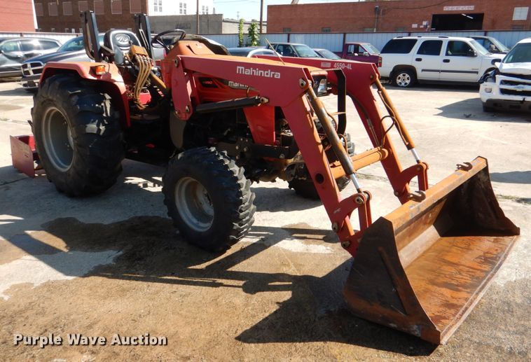 image for item IR9221 2015 Mahindra 4550  MFWD tractor