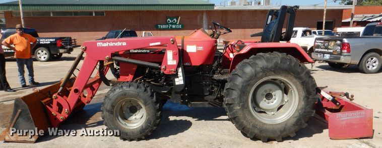 image for item IR9221 2015 Mahindra 4550  MFWD tractor
