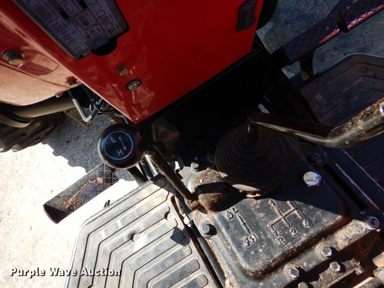 image for item IR9221 2015 Mahindra 4550  MFWD tractor