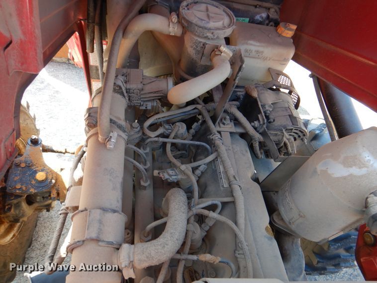 image for item IR9221 2015 Mahindra 4550  MFWD tractor