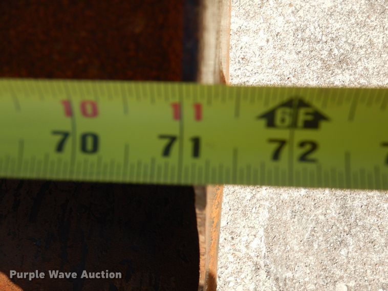 image for item IR9221 2015 Mahindra 4550  MFWD tractor