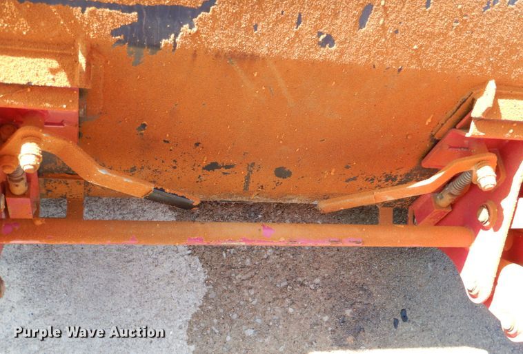 image for item IR9221 2015 Mahindra 4550  MFWD tractor