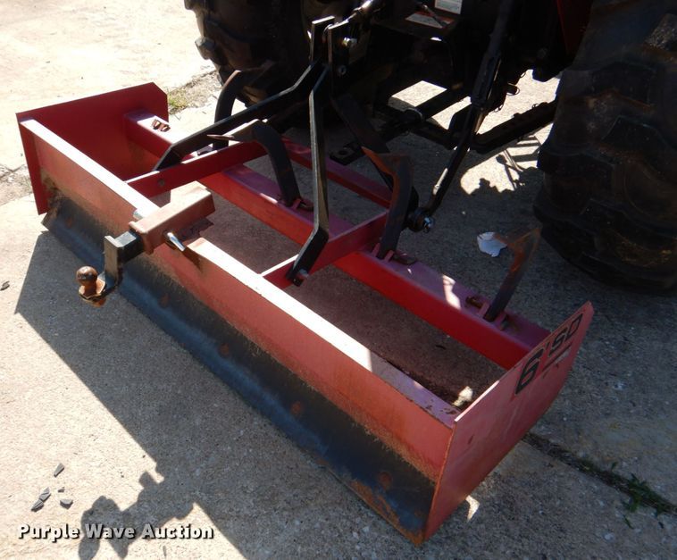 image for item IR9221 2015 Mahindra 4550  MFWD tractor