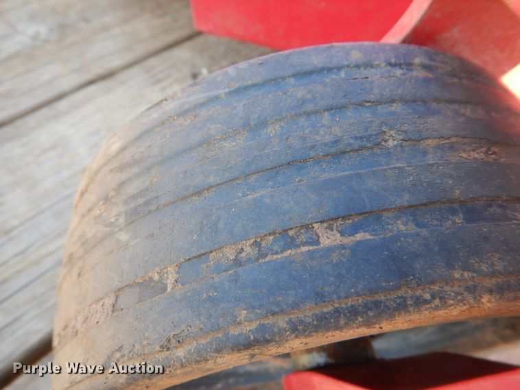 image for item IR9221 2015 Mahindra 4550  MFWD tractor