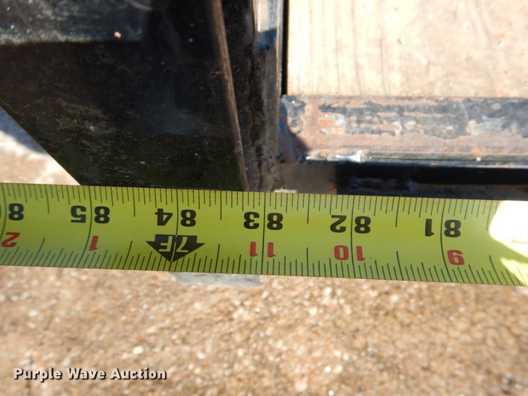 image for item IR9221 2015 Mahindra 4550  MFWD tractor