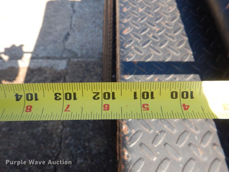 image for item IR9221 2015 Mahindra 4550  MFWD tractor