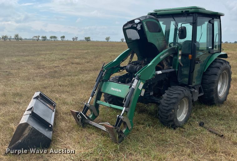 image for item JQ9434 2009 Montana 4340C  tractor