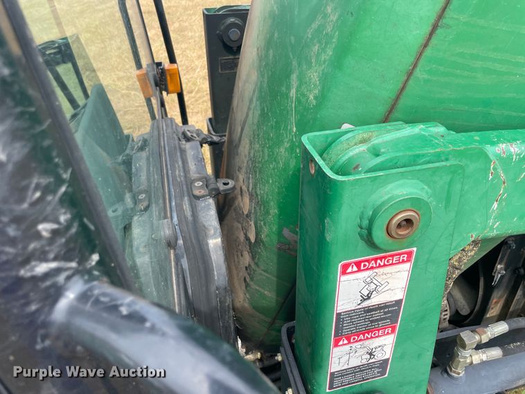 image for item JQ9434 2009 Montana 4340C  tractor