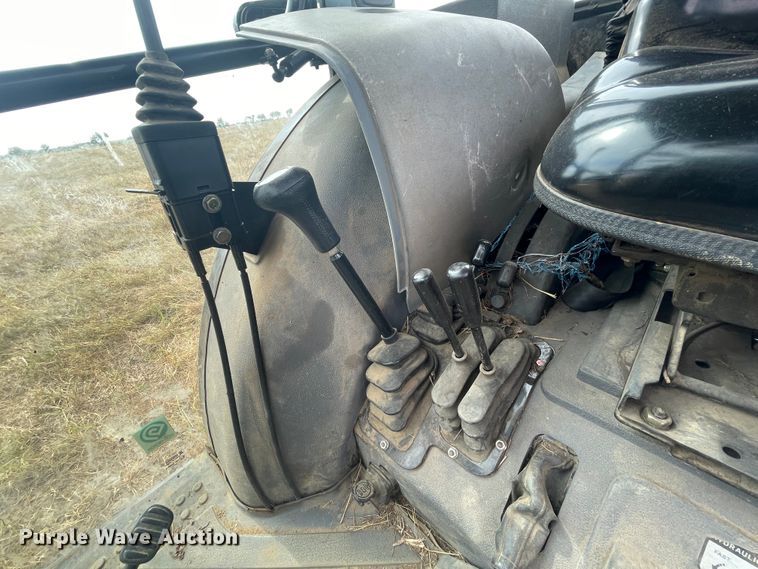 image for item JQ9434 2009 Montana 4340C  tractor